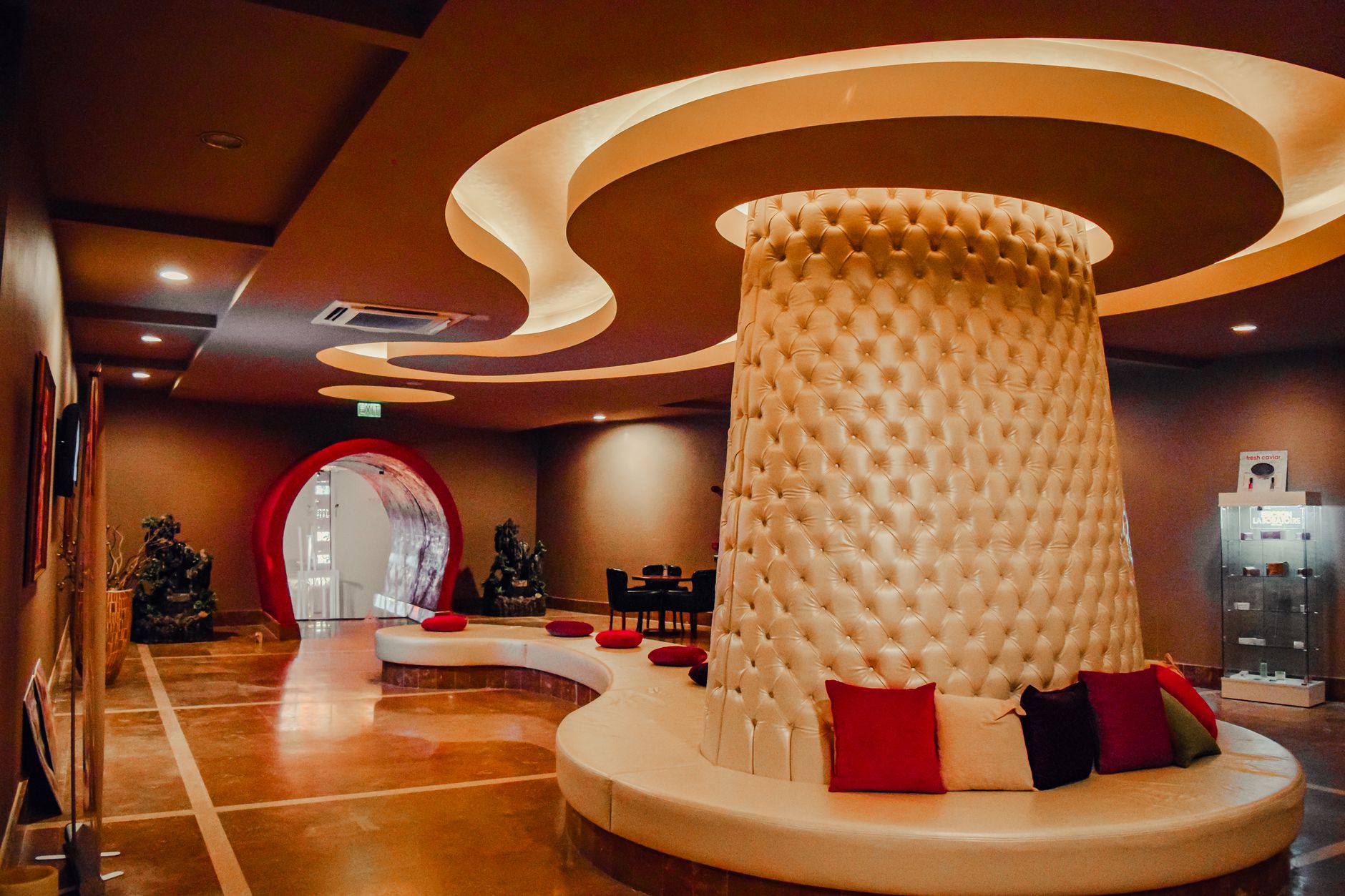 Best boutique hotels in Santiago Chile (character without chaos)