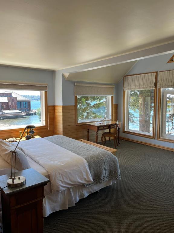 Frutillar Chile hotel Casa Ayacara