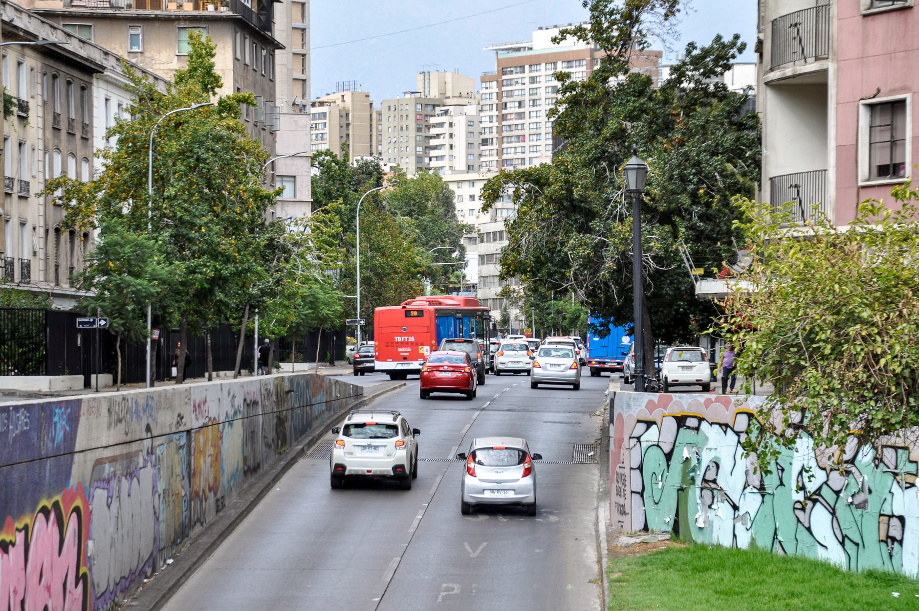Driving in Santiago (2026 Guide)