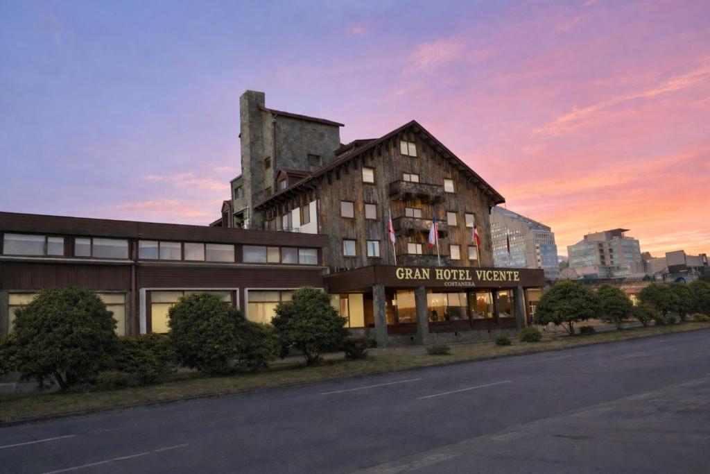Puerto Montt Chile hotel Gran Hotel Vicente Costanera