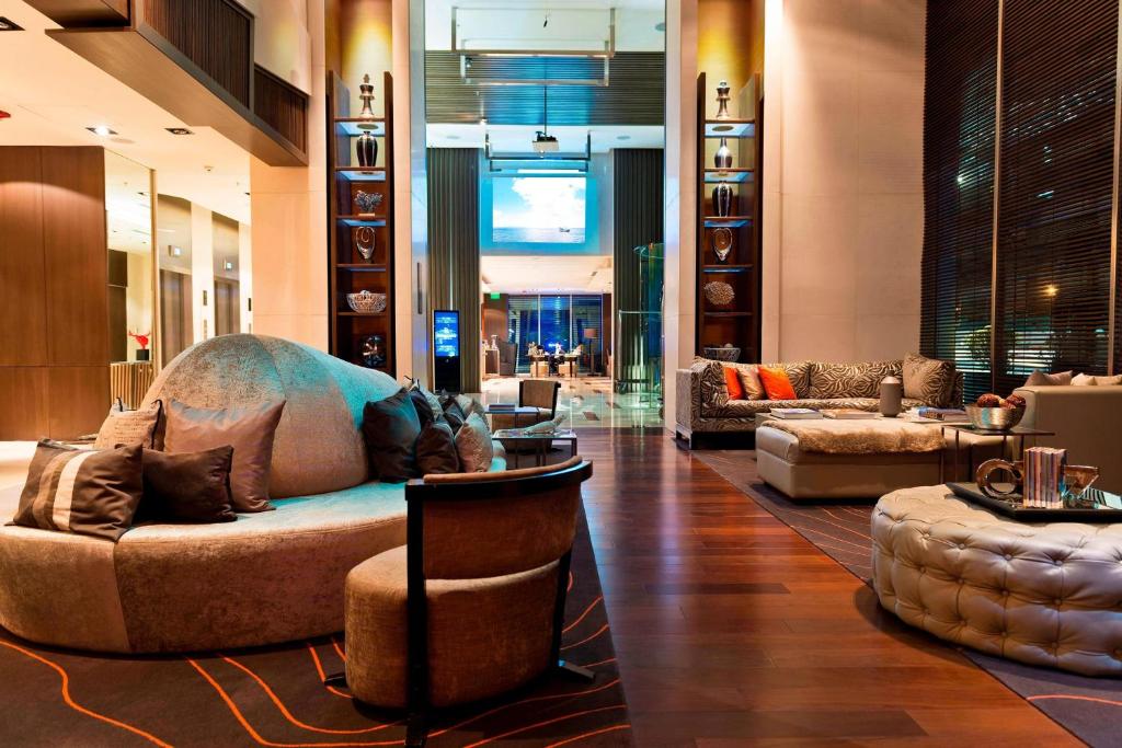 Santiago Chile hotel Renaissance Santiago by Marriott