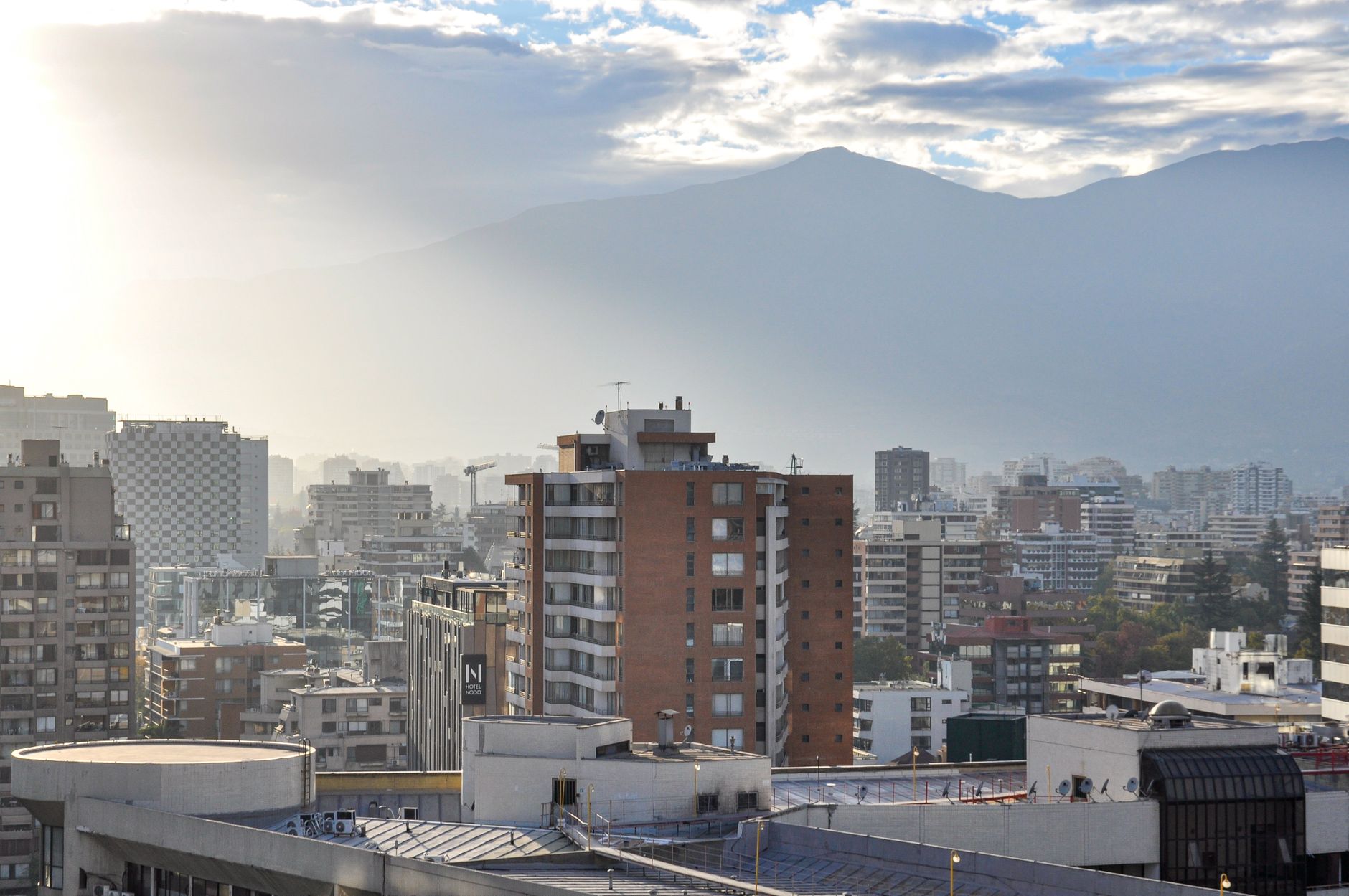 Best Santiago hotels for couples (comfort, wine, quiet nights)