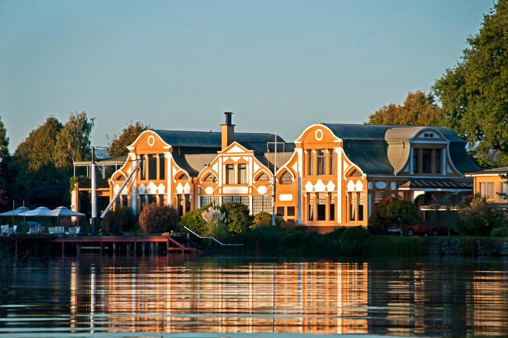 Valdivia Chile hotel Hotel Naguilan